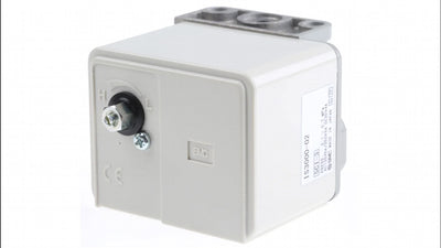 SMC IS300002 (IS3000-02) - Pressure Switch, Rc1/4 Port, 0.1-0.7 MPa